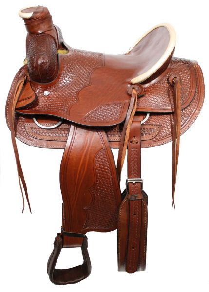 16" Wade style ranch saddle with square front