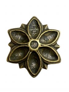 Gold Tone flower concho with screw